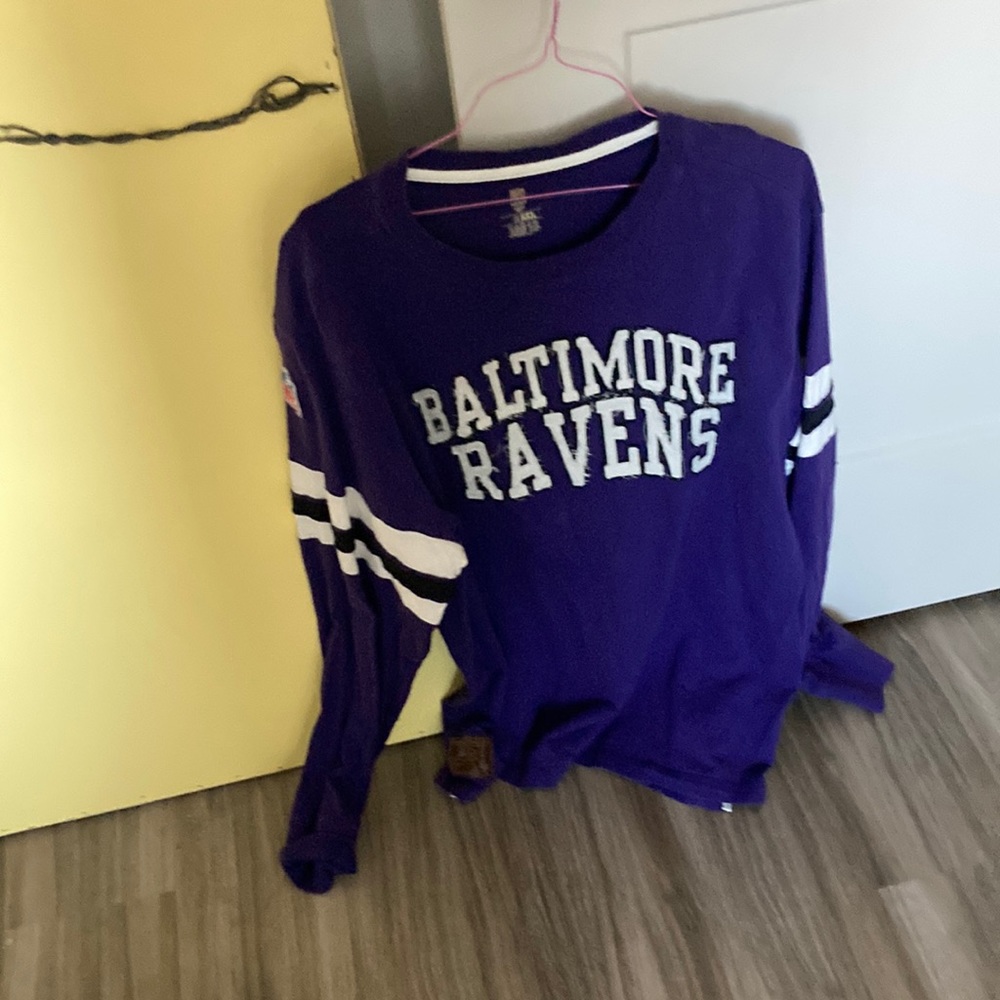 Baltimore Ravens Casual pullover long sleeve shirt NFL Brand . So Cool